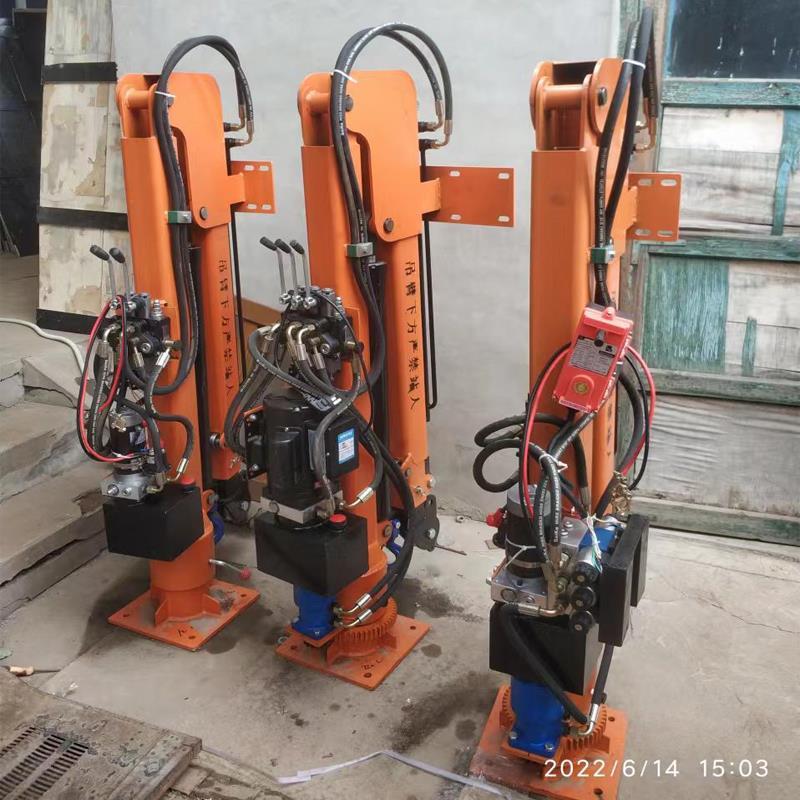 延边朝鲜族自治州重汽蓝牌随车吊 3.2吨 国六动力强 液压驱动 农用自卸起重机